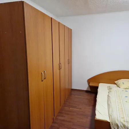 Sankt Hostel *